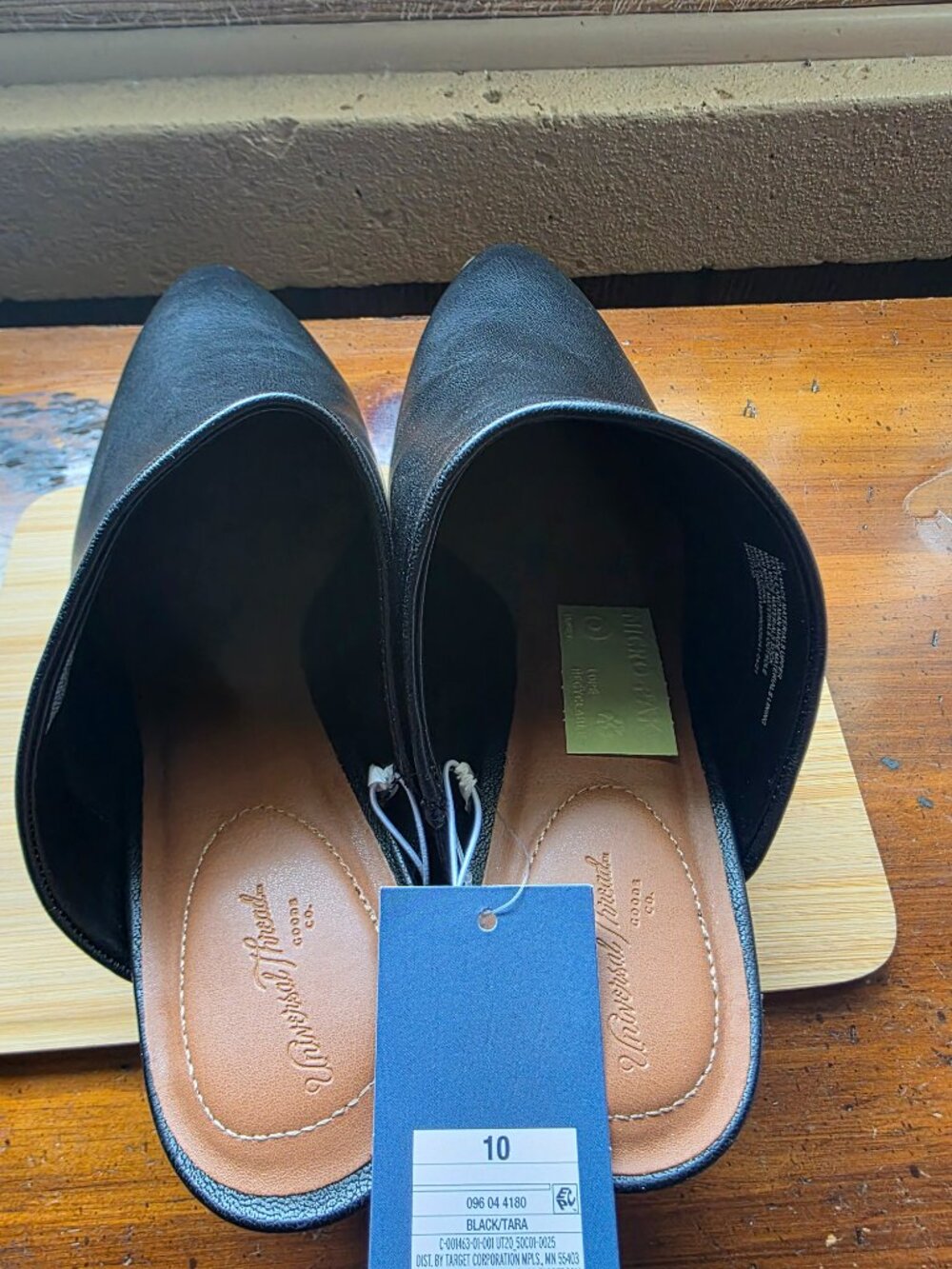 Black Slide On Mules - Picture 3 of 5